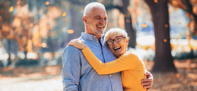 What causes presbyopia?