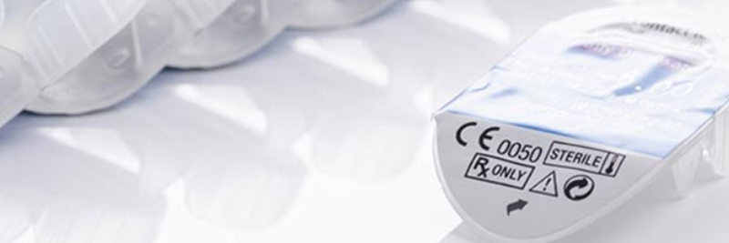 Wearing daily or reusable contact lenses safely